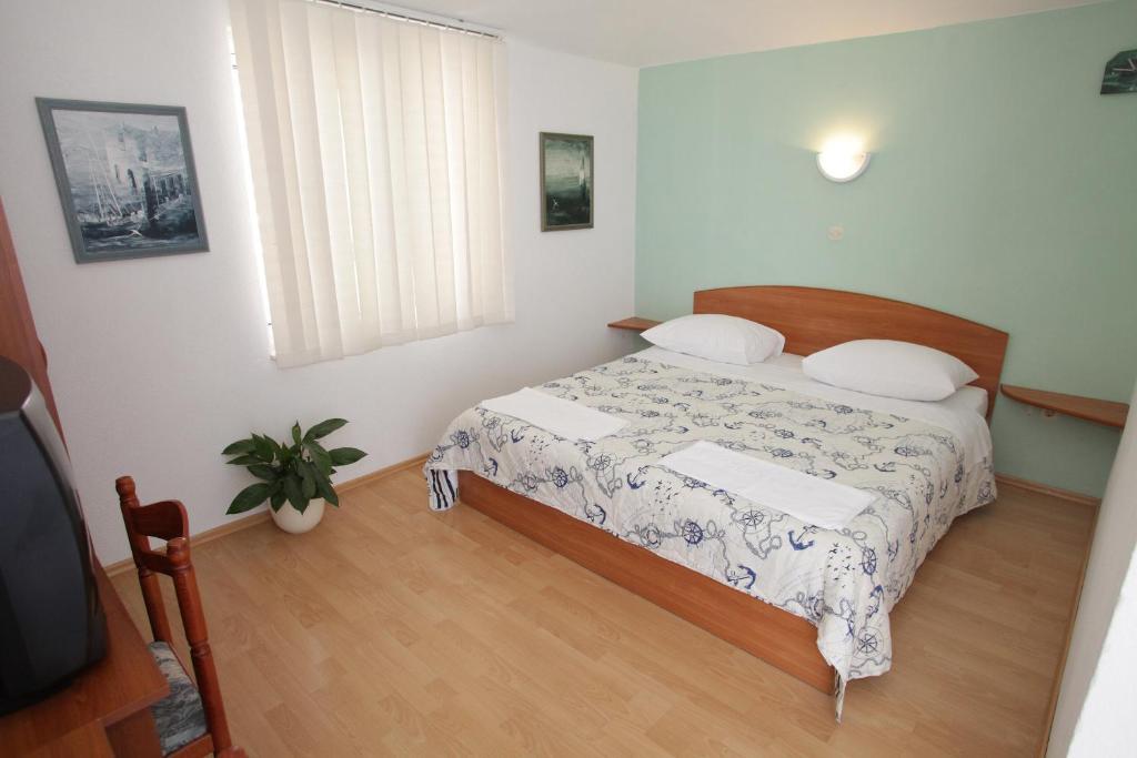 Apartments Kudelik Trogir Room photo